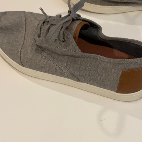Toms Casual shoe size 9 - Picture 5 of 7